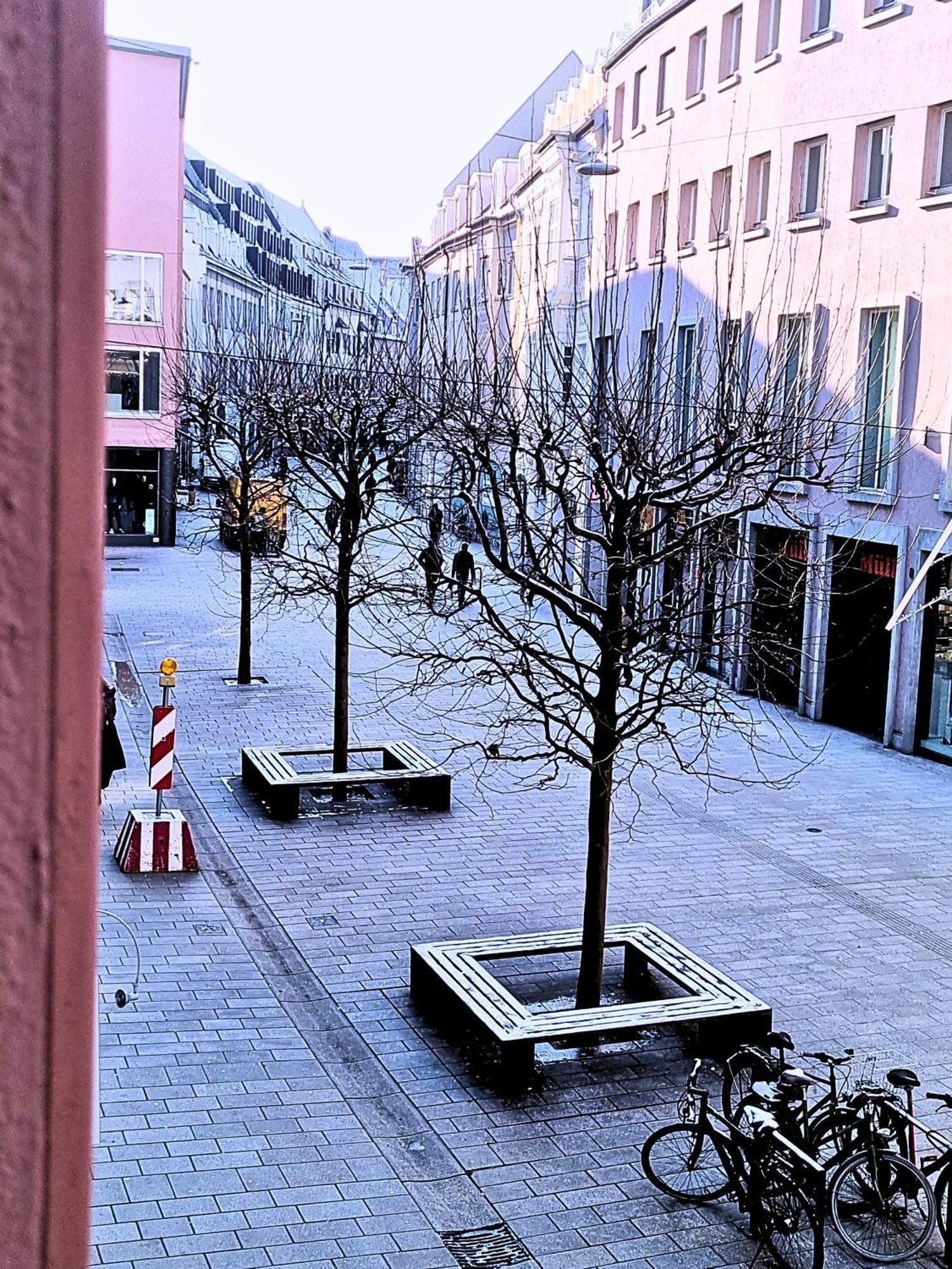 Primero City-Loftdomizil Innenstadt 84Qm Mit Grosser Gemeinschaftsterrasse Augsburg Bagian luar foto