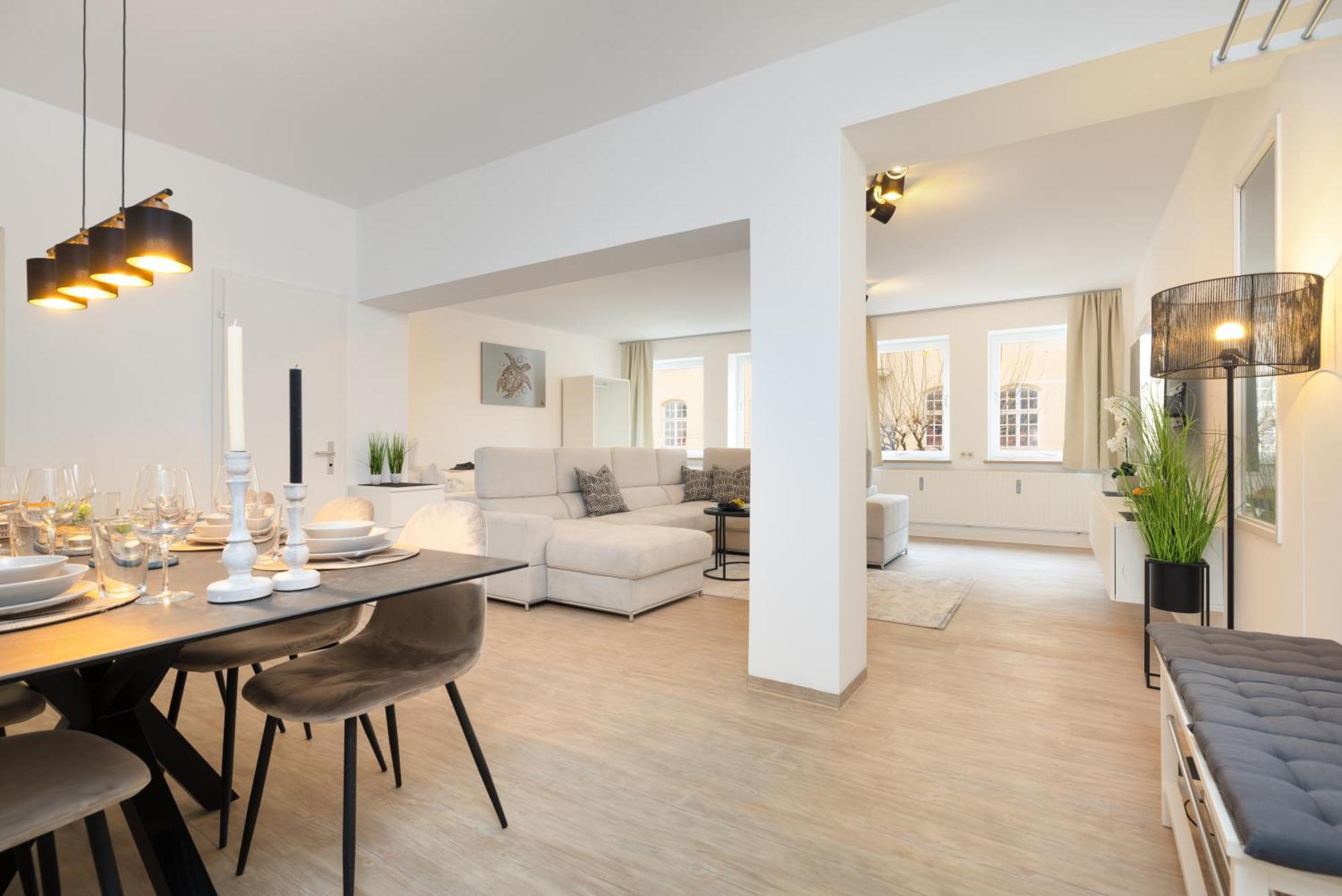 Primero City-Loftdomizil Innenstadt 84Qm Mit Grosser Gemeinschaftsterrasse Augsburg Bagian luar foto
